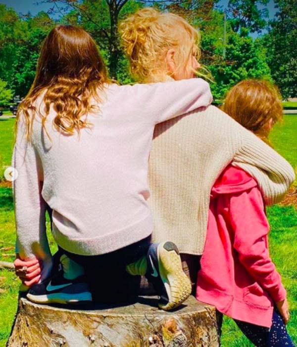 nicole-kidman-daughters-sunday-faith