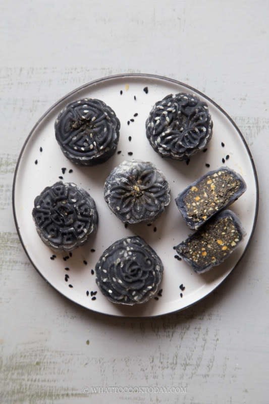 <p>What to Cook Today</p><p>Black Sesame seeds and peanuts add a nutty texture and flavor to this exotic mooncake.</p><p><strong>Get the recipe here: <a href="https://whattocooktoday.com/black-sesame-peanuts-snow-skin-mooncake.html" rel="nofollow noopener" target="_blank" data-ylk="slk:Black Sesame Mooncakes;elm:context_link;itc:0;sec:content-canvas" class="link ">Black Sesame Mooncakes</a></strong></p>