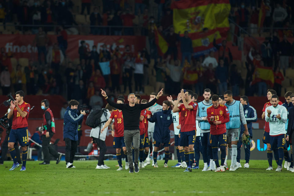 SEVILLA, SPAIN - NOVEMBER 14: Luis Enrique Martinez, head coach of Spain, celebrates a victory during the FIFA World Cup Qatar 2022 Qualifier match between Spain and Sweden at La Cartuja Stadium on November 14, 2021 in Sevilla, Spain. (Photo By Joaquin Corchero/Europa Press via Getty Images)