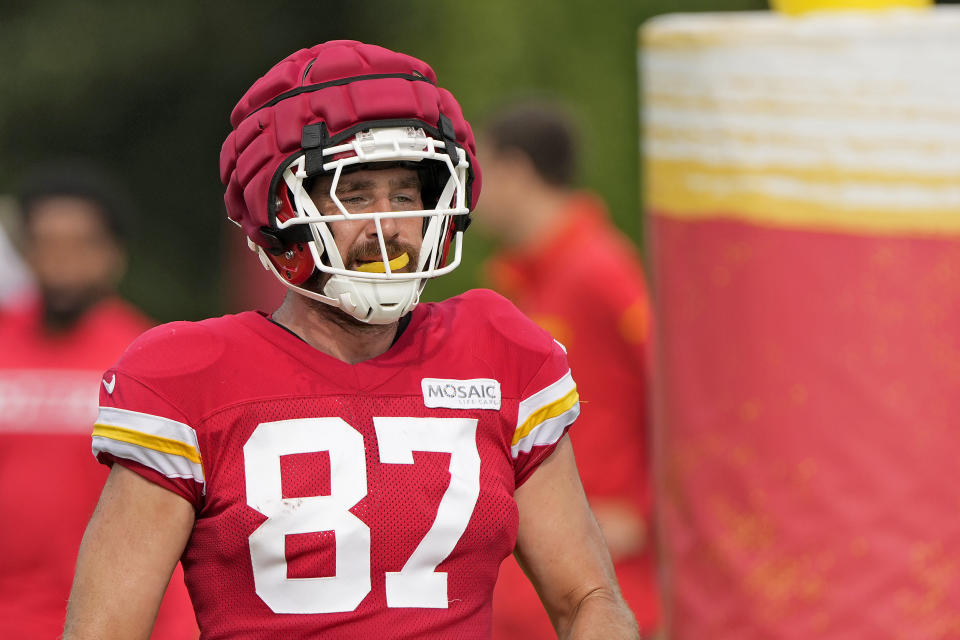 Chiefs' Travis Kelce finds sanctuary when he steps on the football