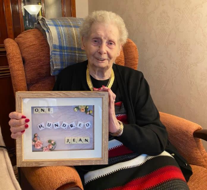 Jean Crichton celebrated her 100th birthday on Saturday (Facebook/Complet Care West Yorkshire)