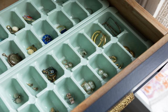 How to Pick an Earring Travel Case [in 4 Quick Steps] – Roam Often