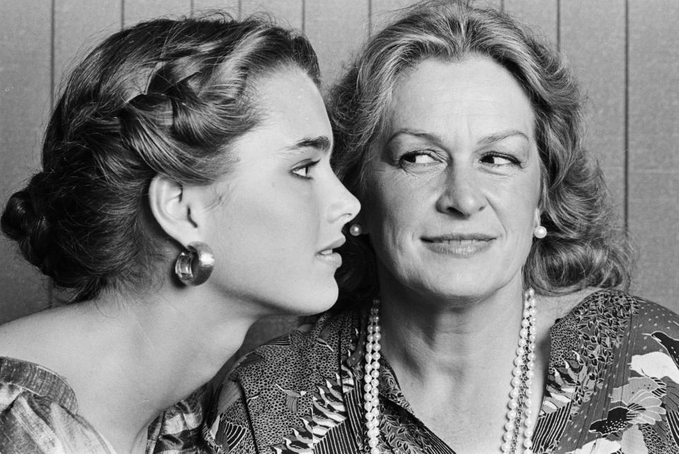Brooke And Teri Shields (Jack Mitchell / Getty Images)