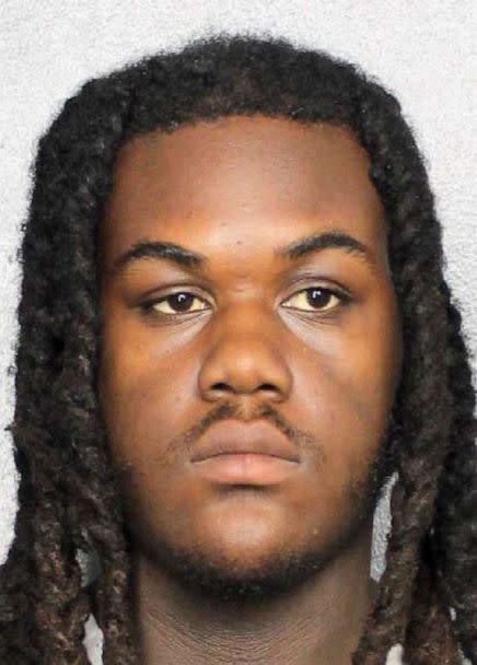 PHOTO: The Hollywood Police Department released the booking photo for Keshawn Paul Stewart. (Hollywood Police Department)