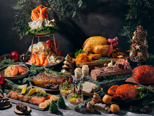 xmas - table spread of food