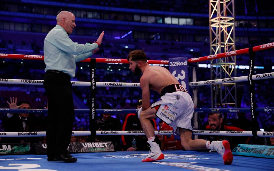 Isaac Lowe was sent to the canvas in the second round - ACTION IMAGES VIA REUTERS