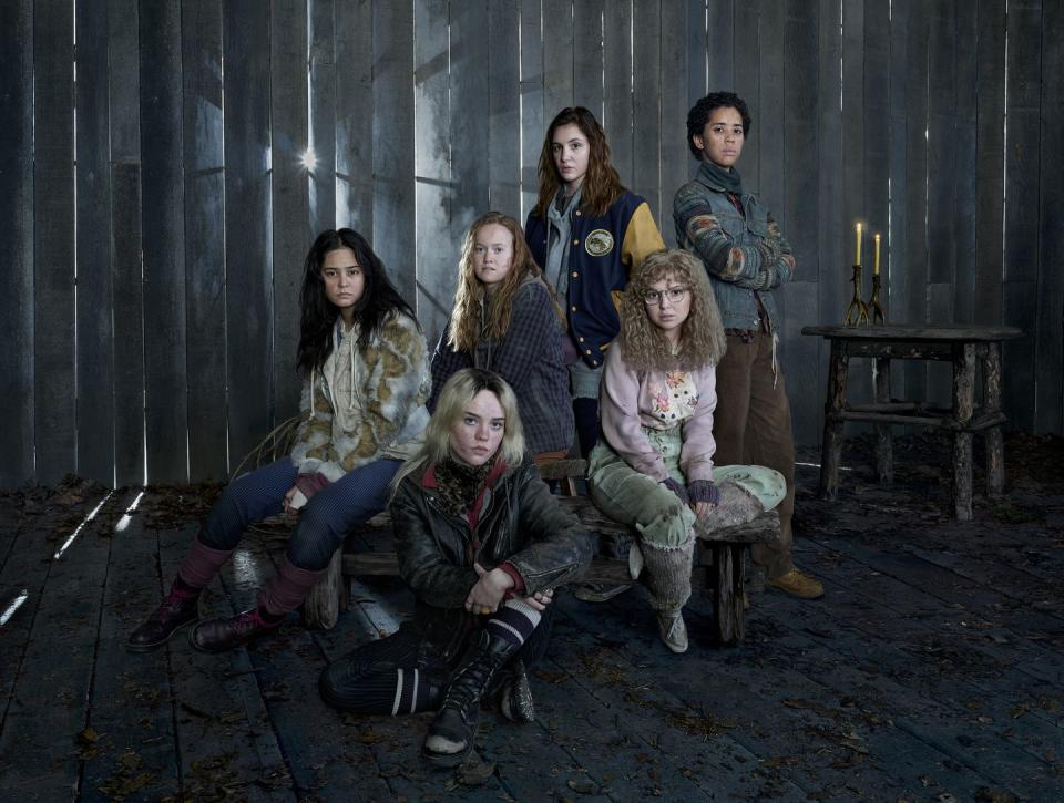 l r courtney eaton as teen lottie, sophie thatcher as teen natalie, liv hewson as teen van, sophie nélisse as teen shauna, samantha hanratty as teen misty and jasmin savoy brown as teen taissa in yellowjackets, season 2 photo credit lorenzo agiusshowtime