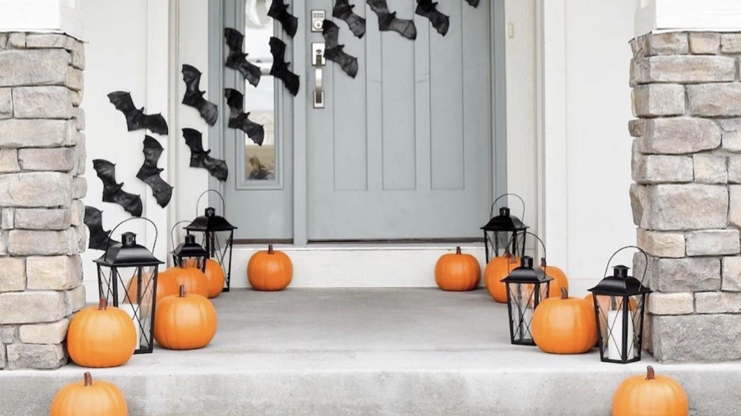 halloween house decor