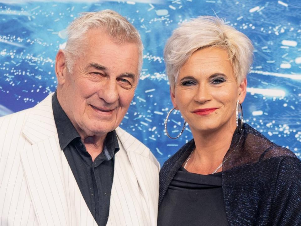 Halten auch in schweren Zeiten zusammen: Heinz Hoenig und seine Ehefrau Annika Kärsten-Hoenig. (Bild: imago/Chris Emil Janßen)