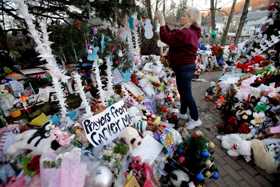 sandy hook memorial