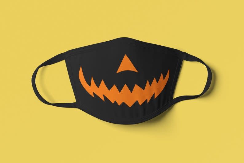 16) Pumpkin Smile Mask