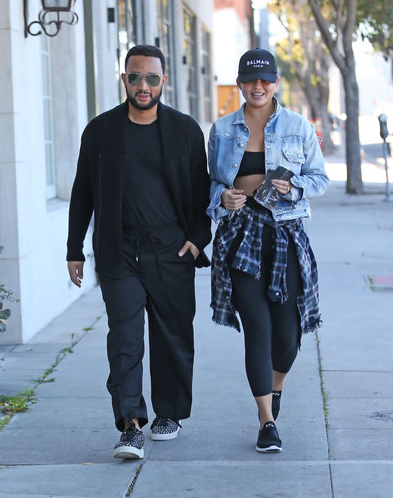 Chrissy Teigen and John Legend run errands in Beverly Hills on January 11, 2022. - Credit: TheCelebrityfinder/MEGA