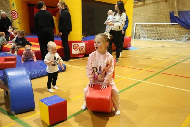 Sports centre in east end of Greenock offering free play sessions