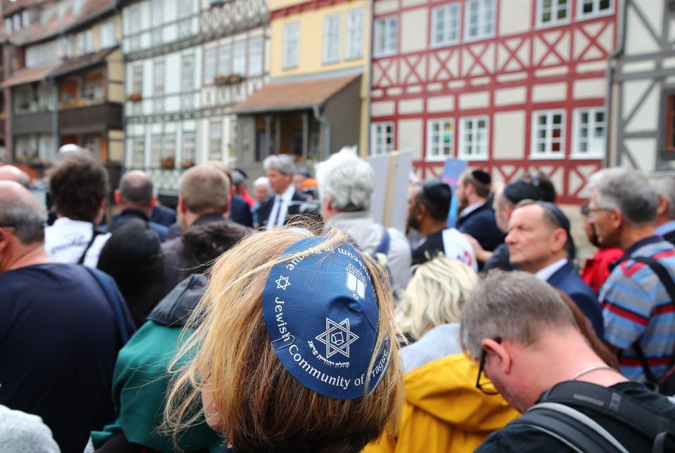 A participant&nbsp;at the 'Thuringia Wears Kippa' rally in Erfurt.