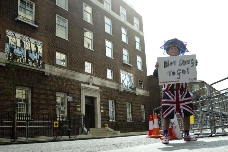 2018年4月23日，英國王室再傳喜訊，凱特王妃三度臨盆，住進倫敦帕丁頓（Paddington）聖瑪莉醫院（St Mary's Hospital）（AP）
