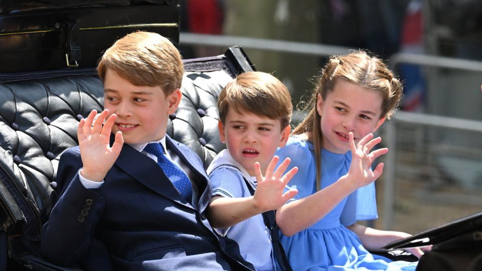 queen elizabeth ii platinum jubilee 2022 trooping the colour