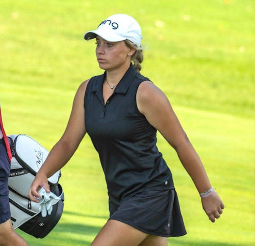 New Albany sophomore Mia Hammond sits at 6-under 136 entering Saturday's third round of the Dana Open in Sylvania. She's competing in her first LPGA event.