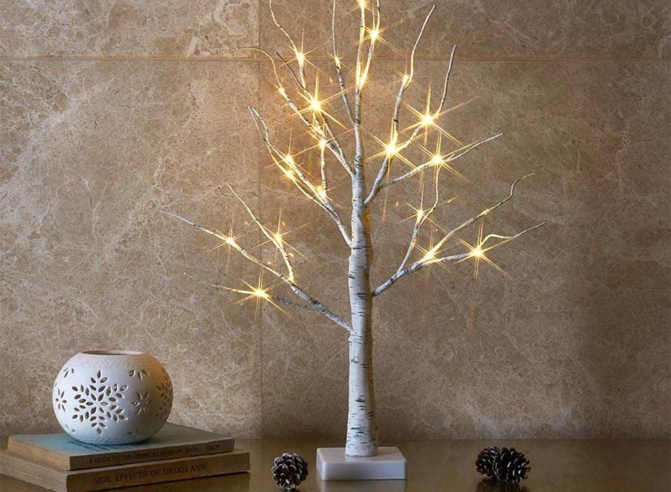 Give your home a fresh look for the holidays with these products. (Source: Amazon)