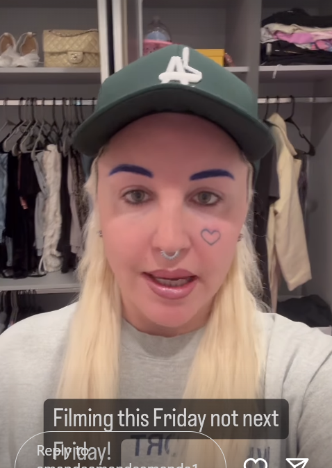 Amanda Bynes’ Podcast Returns After 1 Day Hiatus With Store Manager As ...