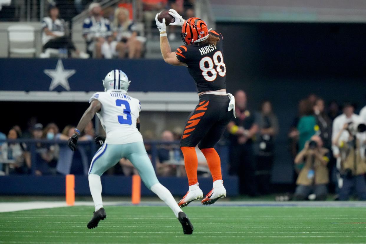 Cincinnati Bengals tight end Hayden Hurst (88) catches a pass in the second quarter of an NFL Week 2 game against the Dallas Cowboys, Sunday, Sept. 18, 2022, at AT&T Stadium in Arlington, Texas.