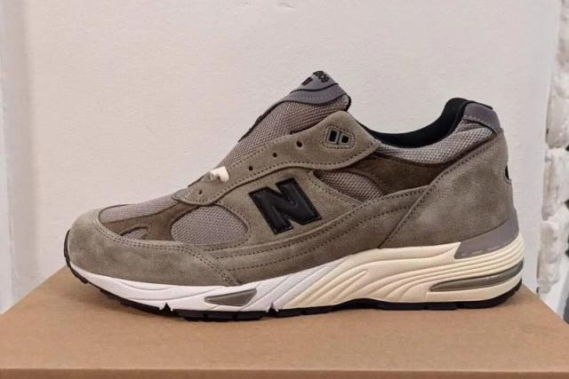 Your First Look at the JJJJound x New Balance 991