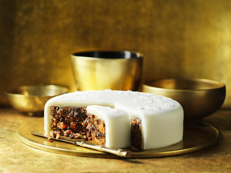 Slice of cheese with your Christmas Cake? [Photo: Getty]