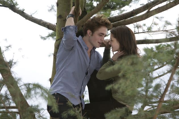 Robert Pattinson and Kristen Stewart in Twilight