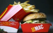 <p> There's no denying that, at times, <a href="http://www.delish.com/food-news/news/g4450/the-best-fast-food-chain-for-your-diet/" rel="nofollow noopener" target="_blank" data-ylk="slk:fast food;elm:context_link;itc:0;sec:content-canvas" class="link ">fast food</a> can be pretty gross. But some of it is definitely more gross than the norm. And now, thanks to some fast food workers posting on Reddit, the not-so-nice insider secrets have been revealed. We sifted through several threads to see which menu items are the worst culprits. And it's not just a case of <a href="http://www.delish.com/food-news/a52110/funny-fast-food-fails/" rel="nofollow noopener" target="_blank" data-ylk="slk:funny food fails;elm:context_link;itc:0;sec:content-canvas" class="link ">funny food fails</a> or horror stories like <a href="https://www.delish.com/food-news/a45579/the-craziest-things-that-happened-at-waffle-house/" rel="nofollow noopener" target="_blank" data-ylk="slk:employees using utensils to style their hair;elm:context_link;itc:0;sec:content-canvas" class="link ">employees using utensils to style their hair</a> in the kitchen—some of these tips are really practical. Like, if you're in a big rush, chicken might not be your best bet. </p><p> Keep in mind that many of these restaurants are franchises. And not every franchise has the same rules or standards, although some would argue "don't order tuna" at a fast food restaurant is a hard-and-fast rule regardless of where you go. </p>