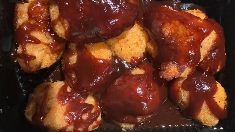 BBQ boneless wings