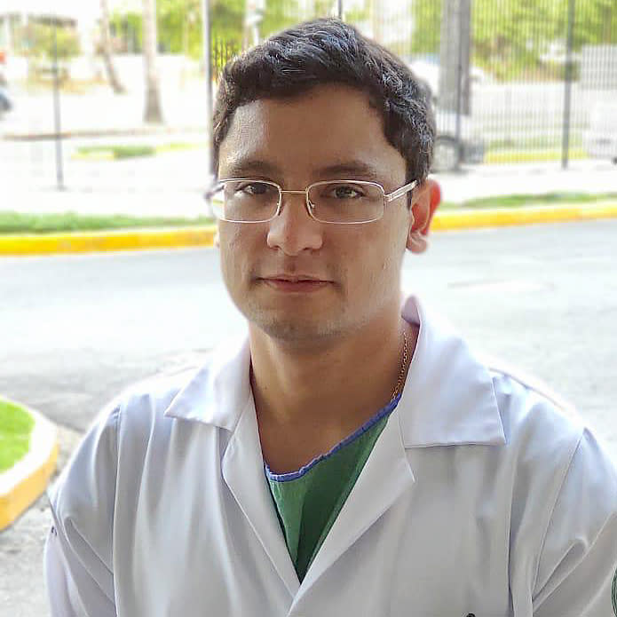 Ricardo Bandeiro Filho is a pulmonologist at the large Portugal Hospital in Recife, Brazil. (Courtesy Ricardo Bandeiro Filho)