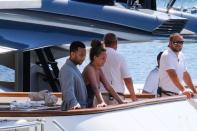 <p>John Legend et sa famille en vacances sur un yacht en Italie le 4 juillet 2019.</p>