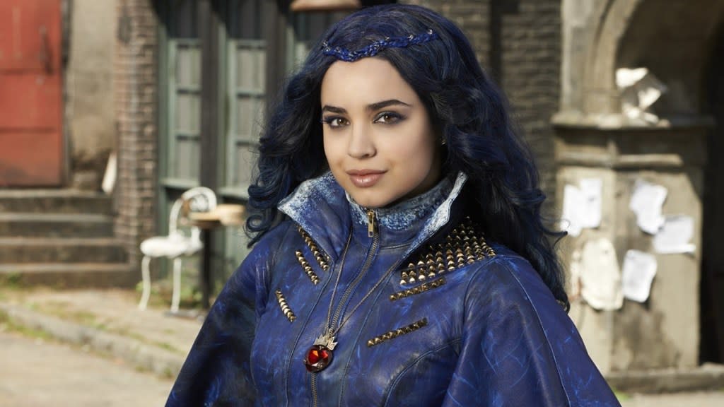 Who Is Sofia Carson Dating? Boyfriend & Relationship History Explained