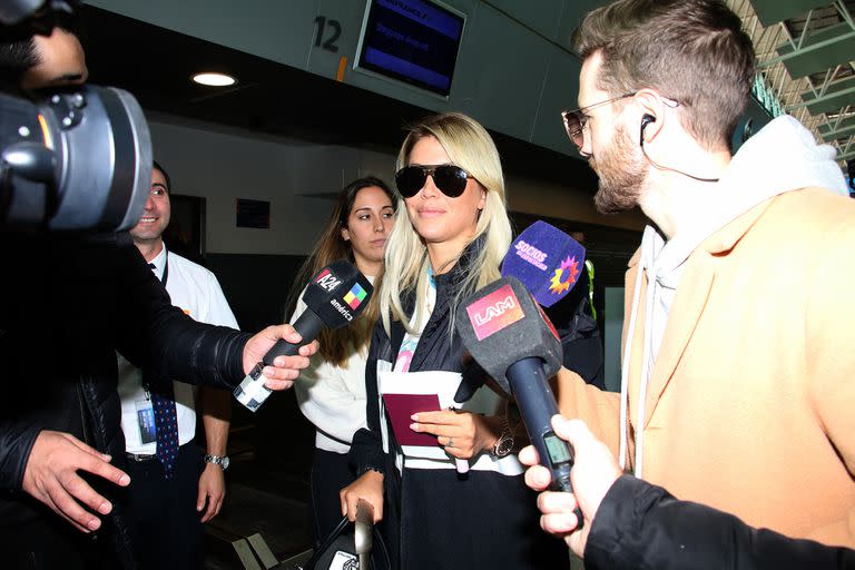 Antes de irse del país, Wanda Nara se refirió a la “traición” de su empleada y sembró más dudas sobre su relación con Mauro Icardi