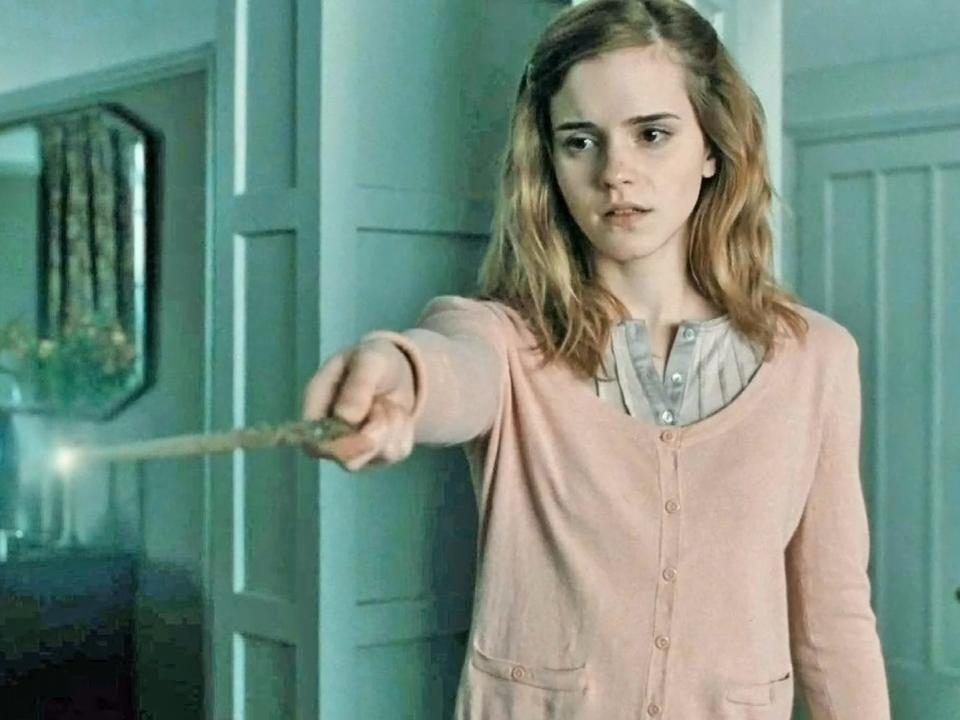 emma watson hermione granger deathly hallows