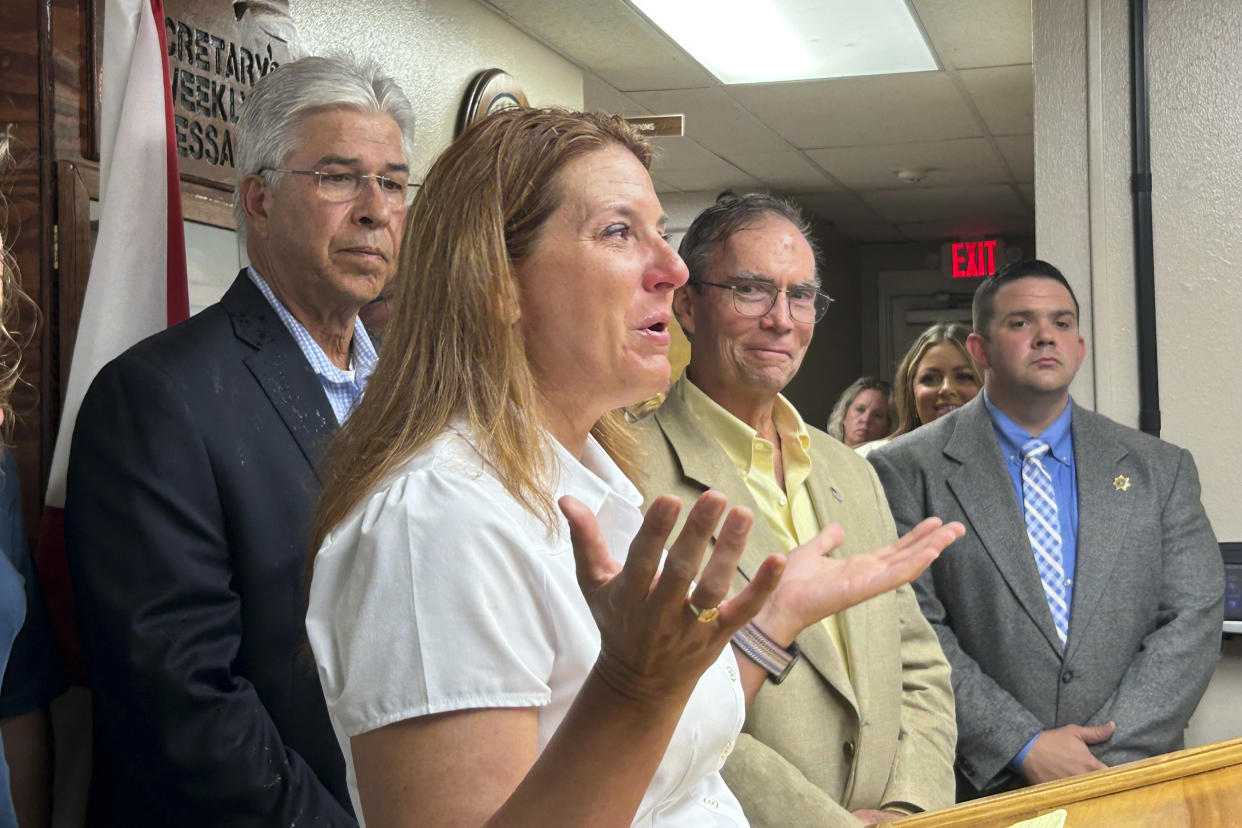 Debbi Johnson, whose older sister was raped and fatally stabbed in 1984, speaks to reporters after the execution of the sister&#x002019;s killer. (Brendan Farrington/AP)