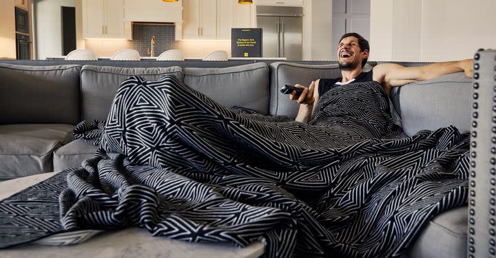 Boban Marjanović Really Big Blanket