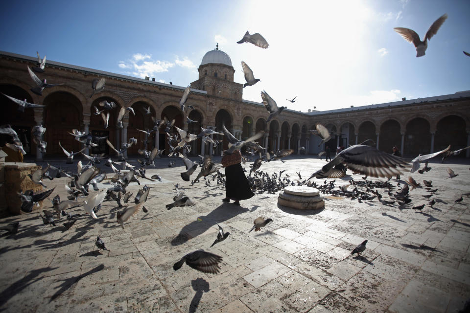 <p><b>Tunisia</b></p> <p><b>GDP (PPP) per capita:</b> $9,415 (2011)</p> <p>(Getty Images)</p>