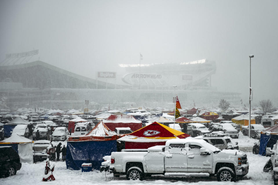 Twitter reacts to brutal weather in Kansas City ahead of Chiefs