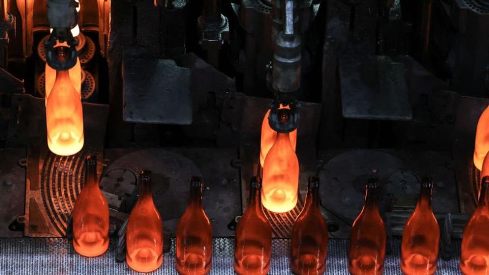 Fabricación de botellas de vidrio