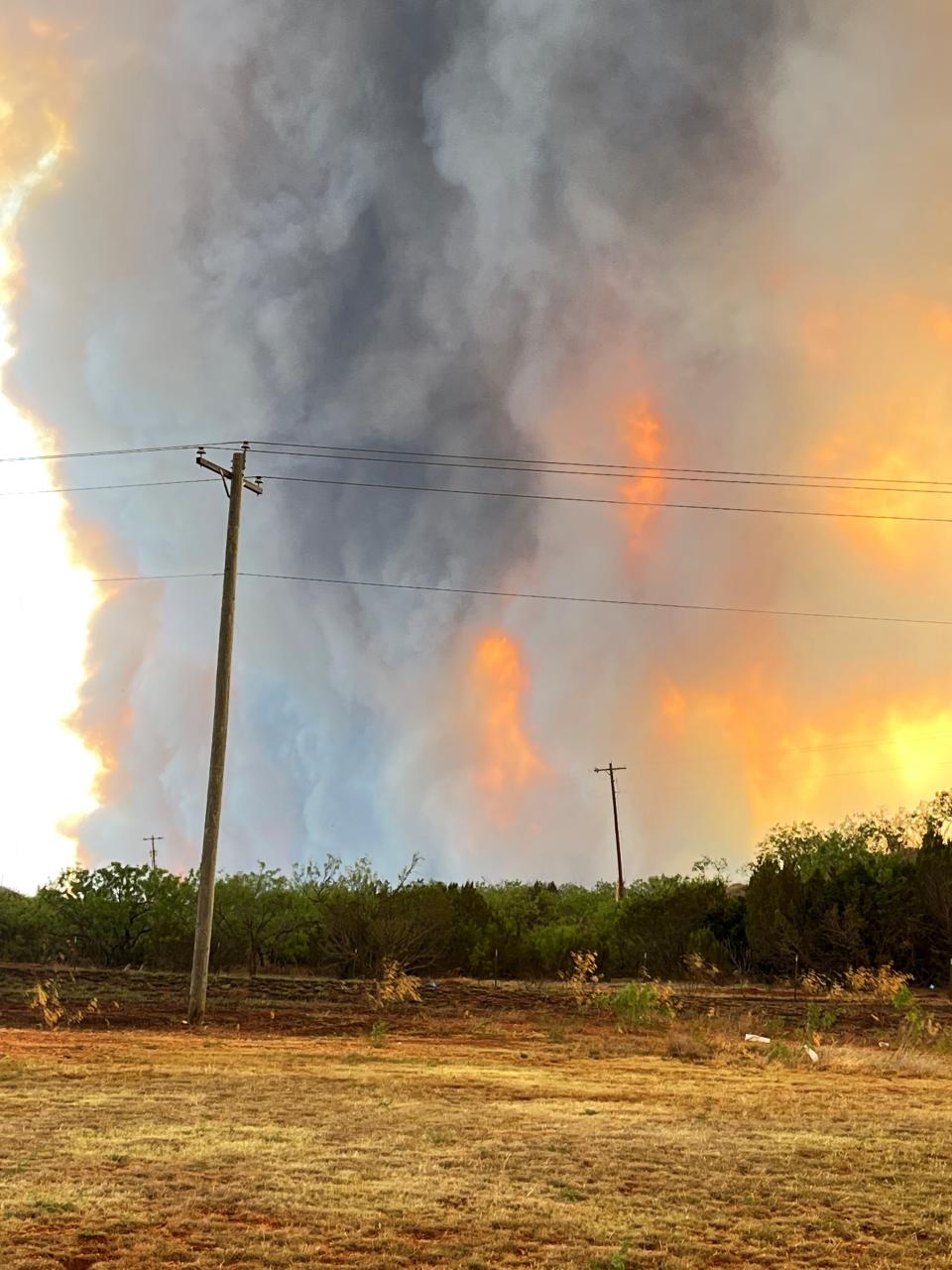 The Mesquite Heat fire from Deer Valley Drive on Wednesday.