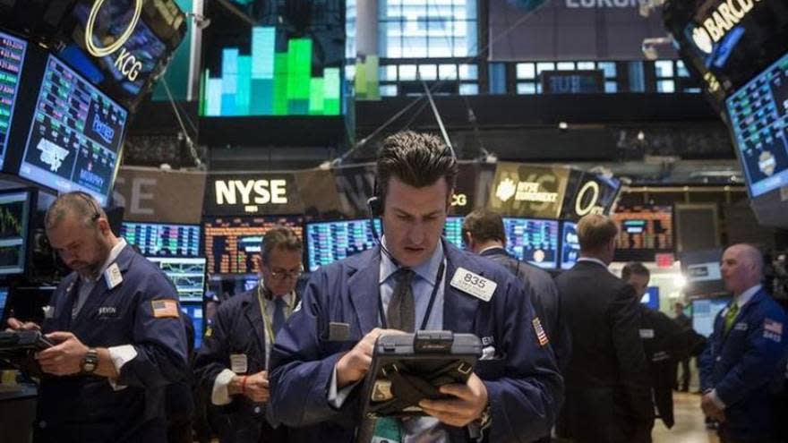 La decisión de la FED no generó una gran sorpresa en el mercado: el Nasdaq experimenta una leve oscilación en su movimiento alcista