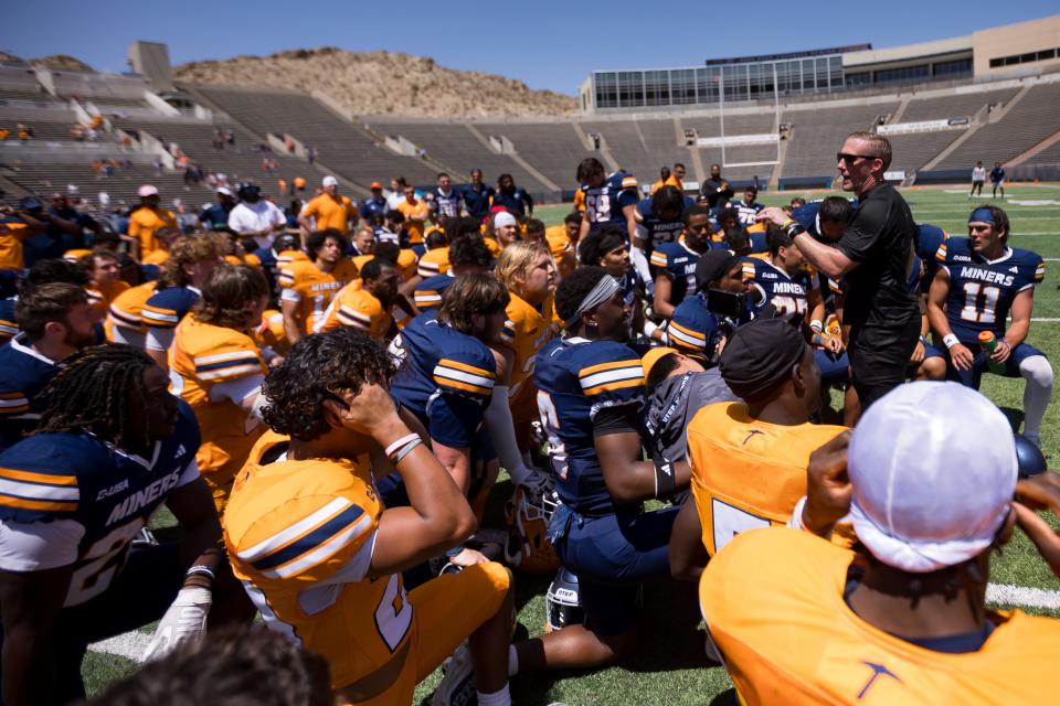 UTEP head football coach Scotty Walden talks to his team after the spring game on Saturday, April 20, 2024, at the Sun Bowl stadium in El Paso, TX.