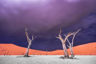 <p>A time-lapse image of a storm in the Namib Desert. (Photo: Brendon Cremer/Caters News) </p>