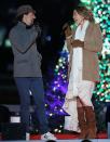 WASHINGTON, DC - DECEMBER 06: Jason Mraz (L) sings a duet with Colbie Caillat during the annual lighting of the National Christmas tree on December 6, 2012 in Washington, DC. This year is the 90th annual National Christmas Tree Lighting Ceremony. (Photo by Mark Wilson/Getty Images)