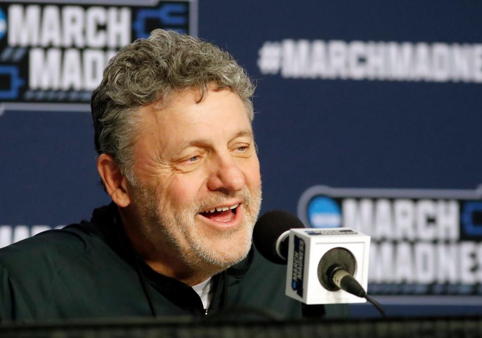 Oakland coach Greg Kampe speaks at a pre-practice news conference on Wednesday, March 20, 2024, before the NCAA tournament game in Pittsburgh.