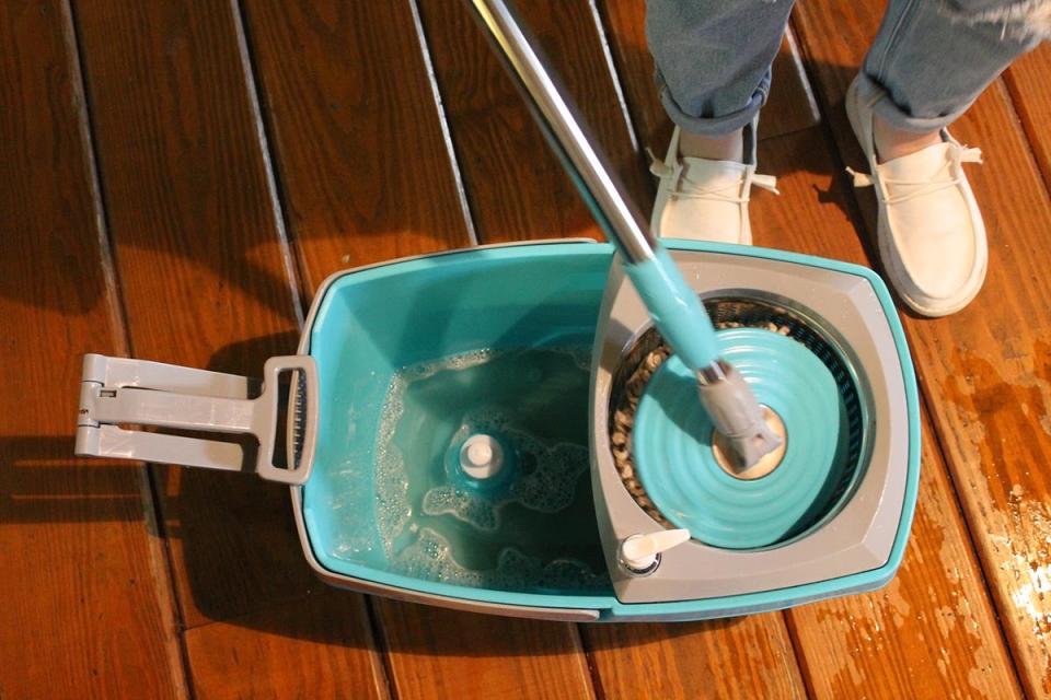 Tsmine Spin-Mop Bucket System Review