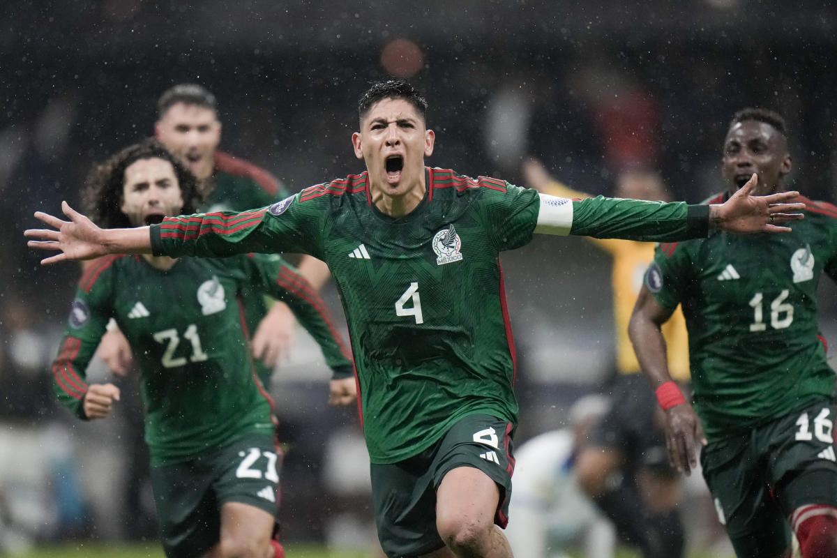 Mexico saves itself from free fall, and saves CONCACAF, with a stirring Nations League comeback