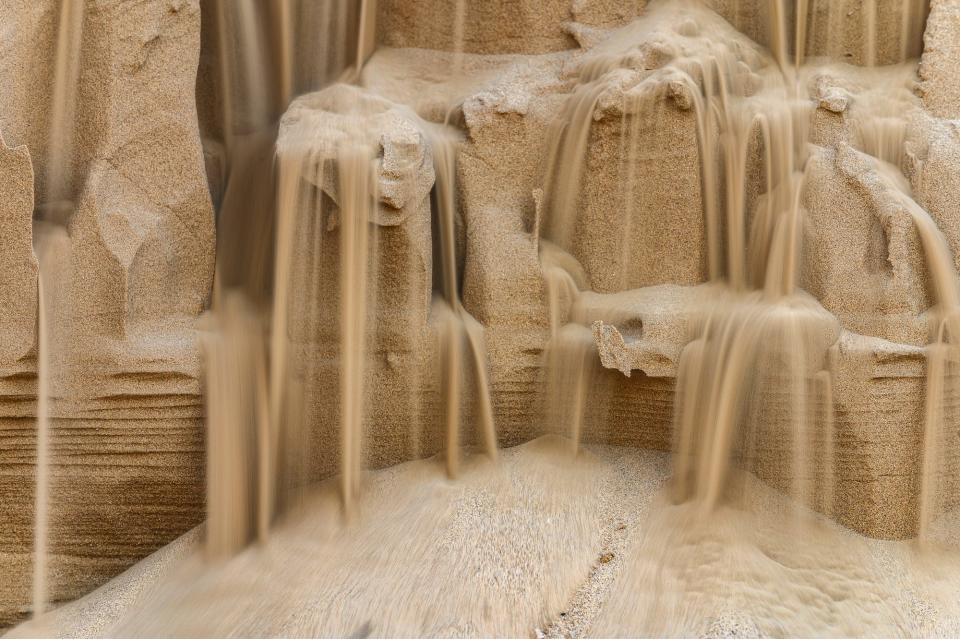 © Csaba Daroczi Sand Falls CUPOTY