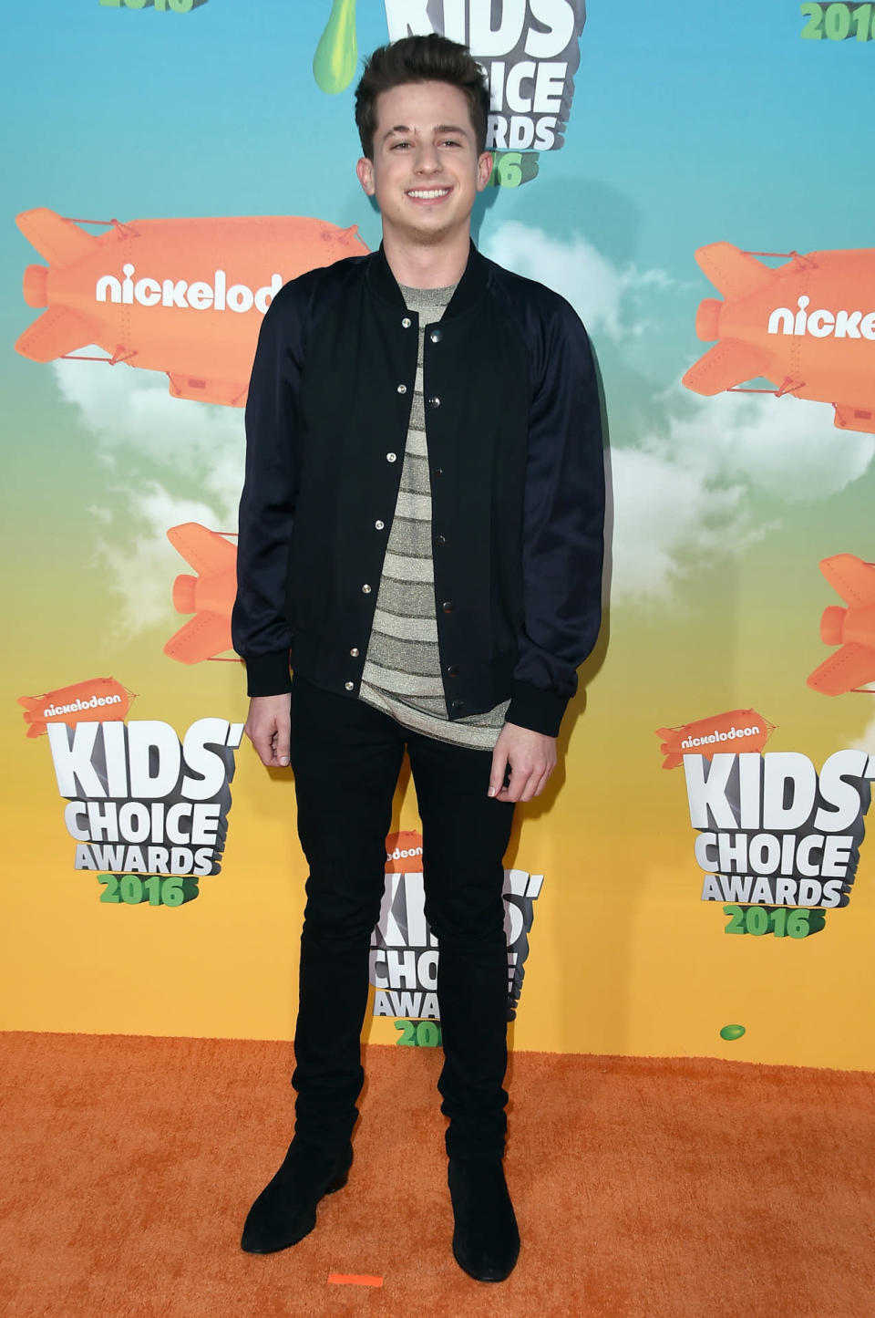 Charlie Puth went the casual route for the 2016 Kids’ Choice Awards