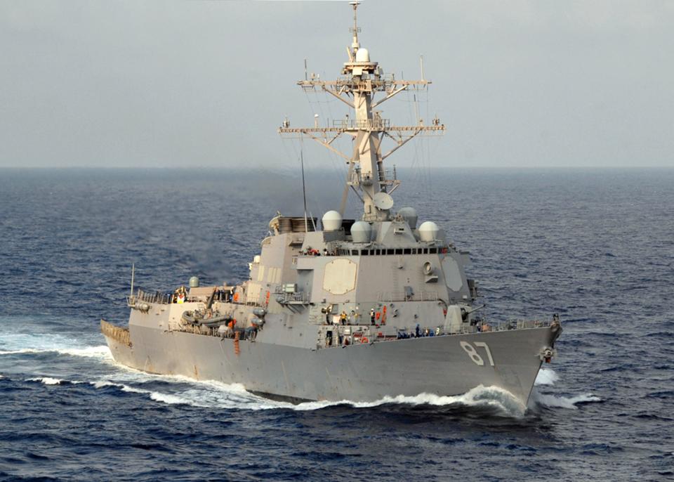 The <em>Arleigh Burke</em> class guided-missile destroyer USS <em>Mason</em> (DDG-87) underway. <em>U.S. Navy photo by Mass Communication Specialist 2nd Class Katrina Parker /Released</em>